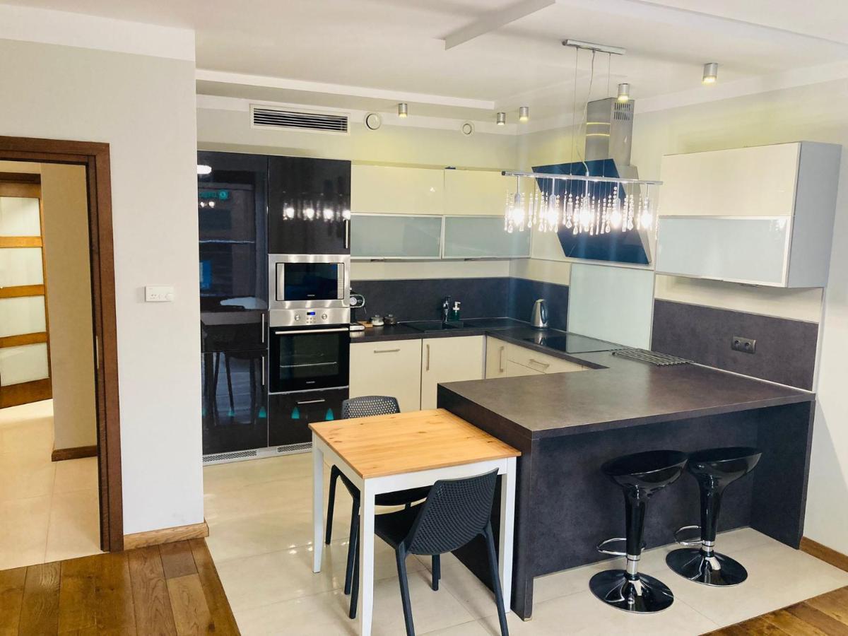 Nice Apartments Wroclaw Ngoại thất bức ảnh